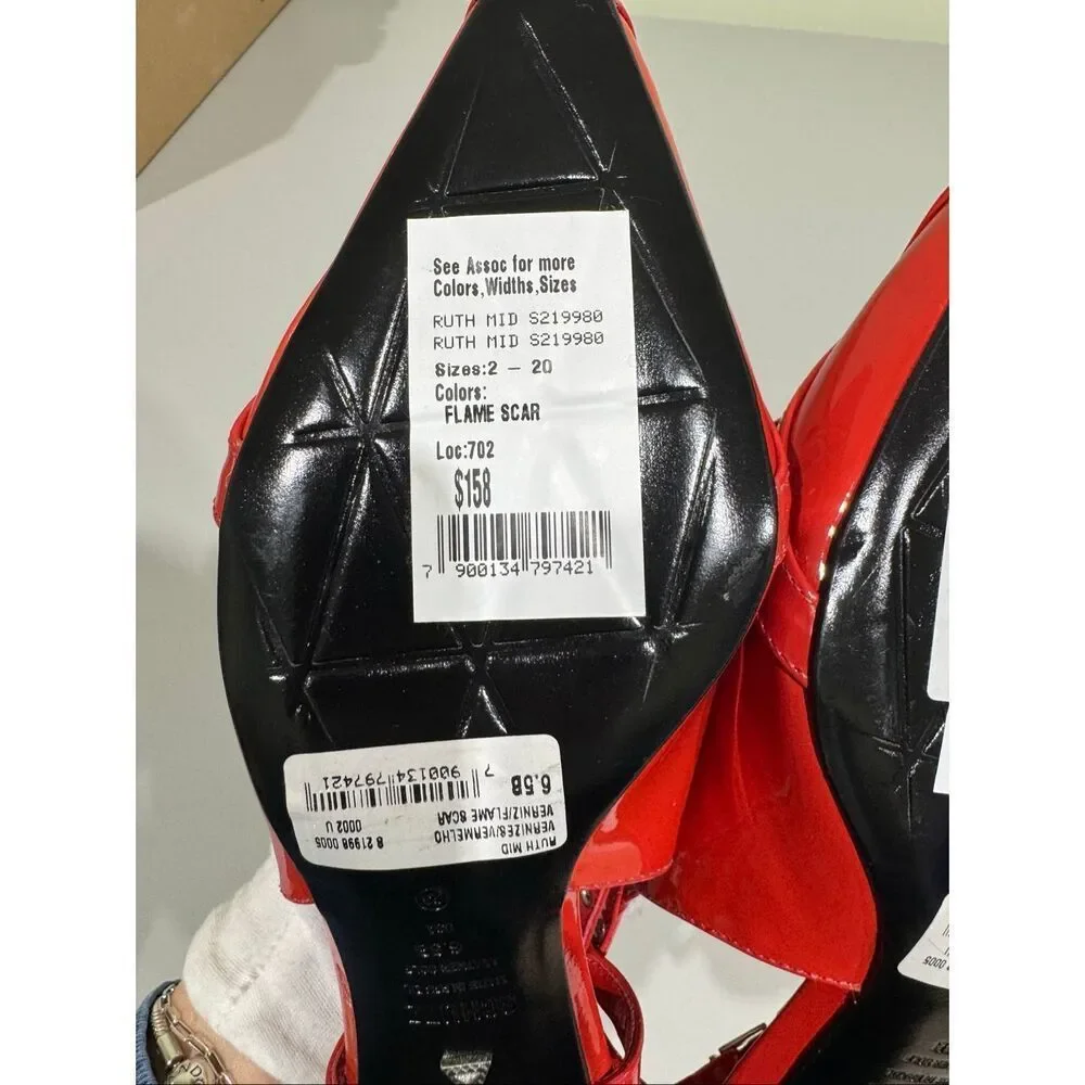 Schutz Chic Ruth 1.6” Mid Patent Leather Kitten Heel Pump Flame Scar Red 6.5
